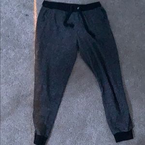 rue 21 cropped joggers